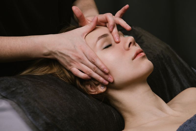 Bài tập massage mũi 
