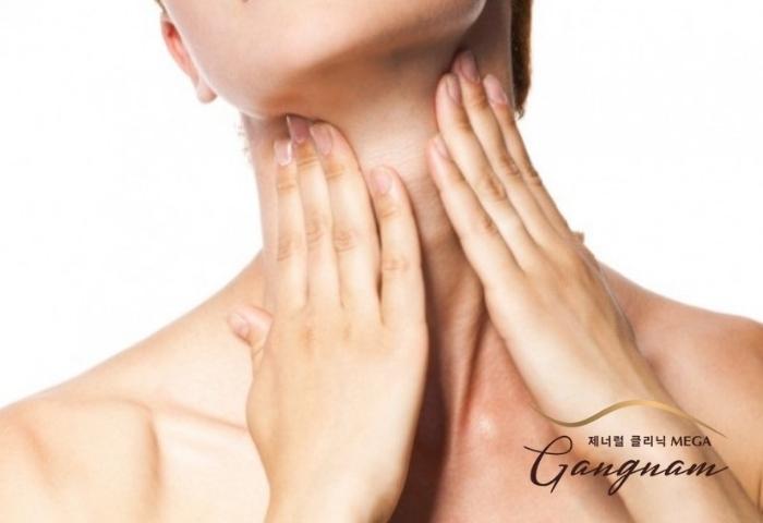 Phương pháp massage giúp thon gọn cằm an toàn, tốt cho da