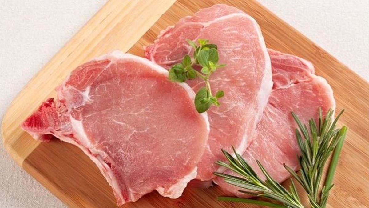 Thịt nạc heo đa dạng trong chế biến giúp bạn vượt qua chế độ ăn kiêng sau phun thêu dễ dàng  