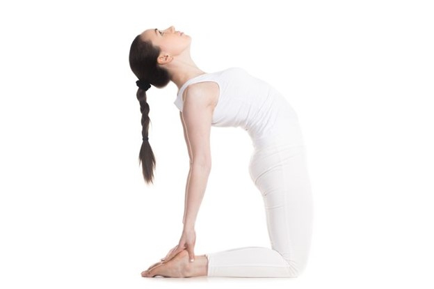 Bài tập yoga tư thế lạc đà 