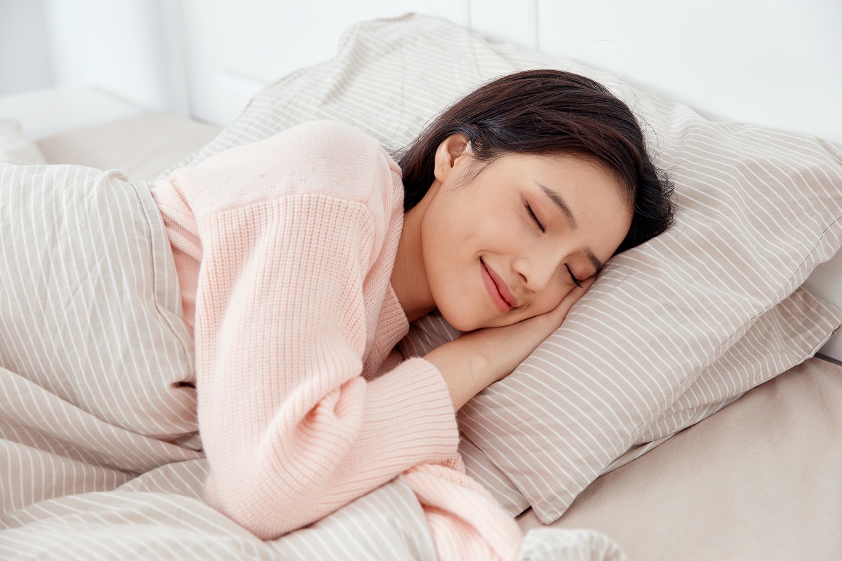 Chất lượng giấc ngủ đảm bảo cũng giúp bạn duy trì thói quen tập luyện tốt hơn, giảm cân nhanh hơn