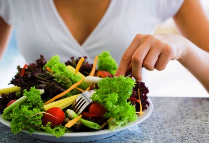 Chế độ dinh dưỡng hàng ngày hỗ trợ giảm cân cho từng nhóm riêng
