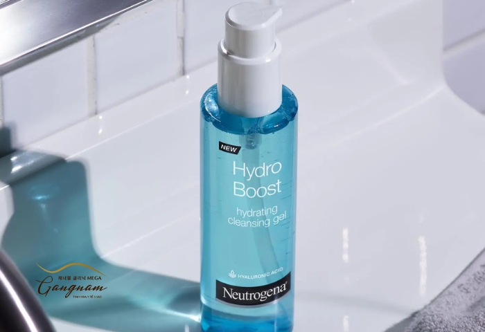 Dùng Neutrogena Hydro Boost Hydrating giúp làm sạch da hiệu quả, giữ ẩm khá tốt
