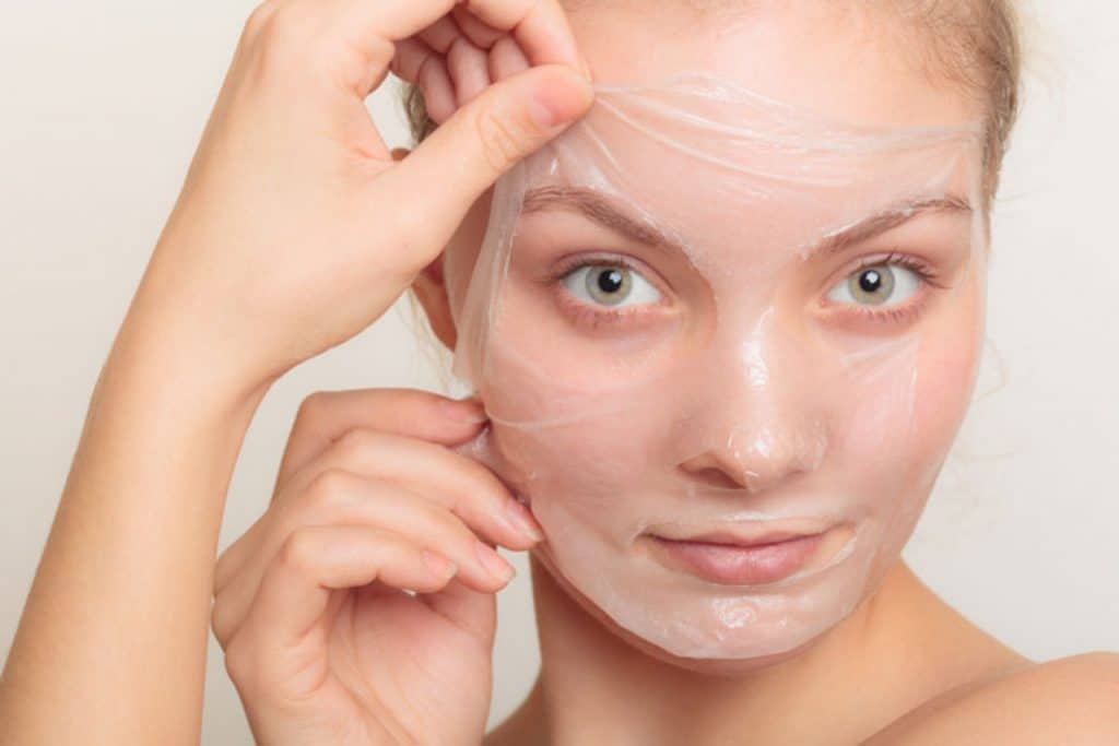 Tái tạo da mặt là quá trình thúc đẩy nhanh hơn quá trình tái tạo theo chu kỳ sinh học cơ thể 