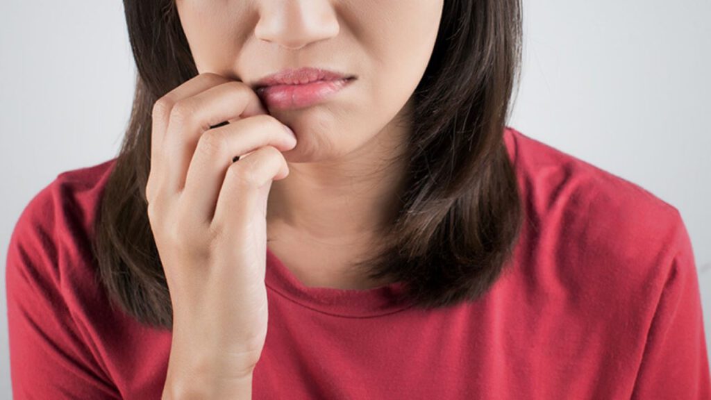 Giải đáp chi tiết: Hôn nhiều có bị thâm môi không?