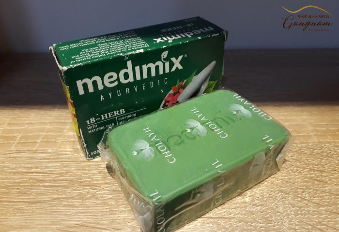 Medimix 18 Herbs Soap Everyday Skin Protection