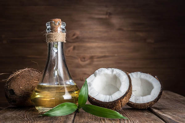 Các thành phần dưỡng chất cực tốt có trong dầu dừa và những tác dụng đối với làn da