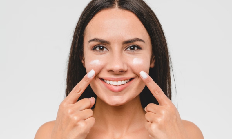 Hướng dẫn quy trình chăm sóc da mặt đúng cách sau khi đắp mặt nạ nghệ