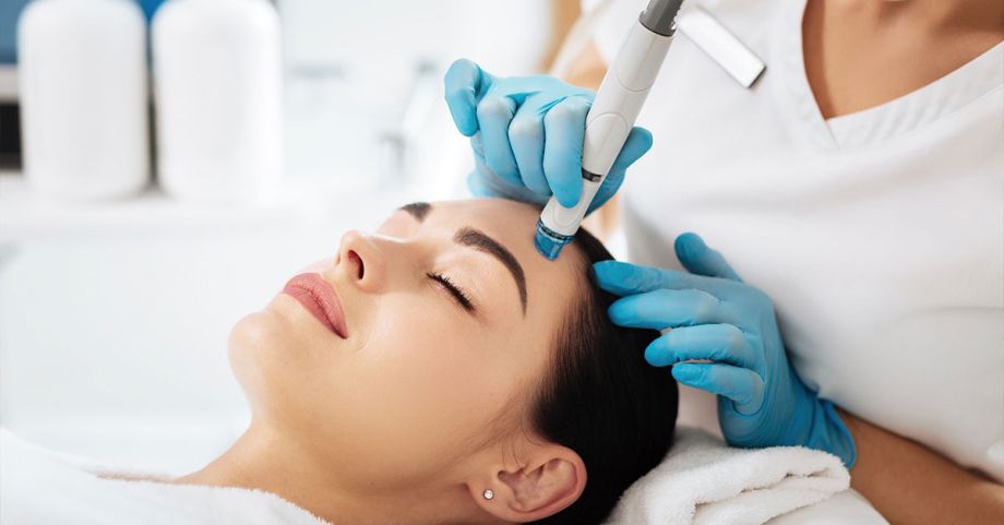 Chăm sóc da chuyên sâu Hydrafacial để làm sạch sâu, dưỡng da trắng sáng