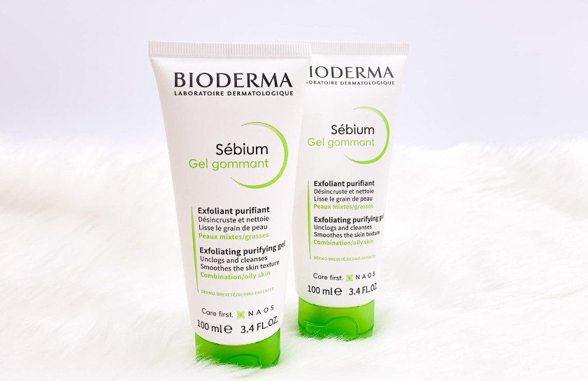 Tẩy tế bào chết cho da khô của nhà Bioderma  