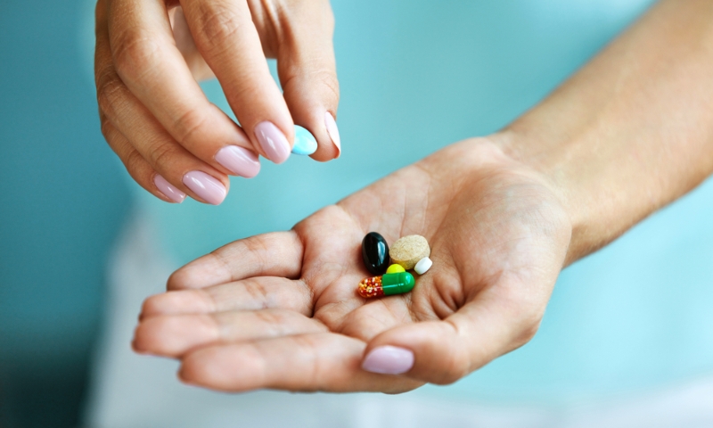 Những lưu ý quan trọng khi quyết định bổ sung vitamin cho mục đích trị mụn