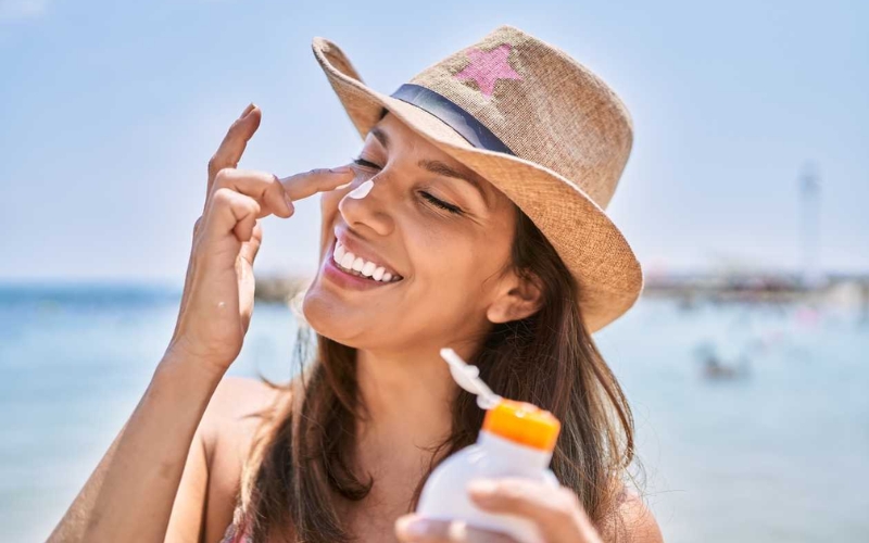 Kem chống nắng nào tốt nhất? 4 tiêu chí mới khi chọn sản phẩm bảo vệ da