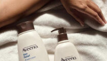 Sữa tắm dưỡng ẩm sâu Aveeno Skin Relief 