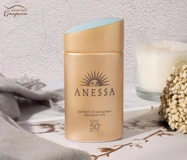 Anessa Perfect UV Sunscreen Skincare Milk dạng sữa