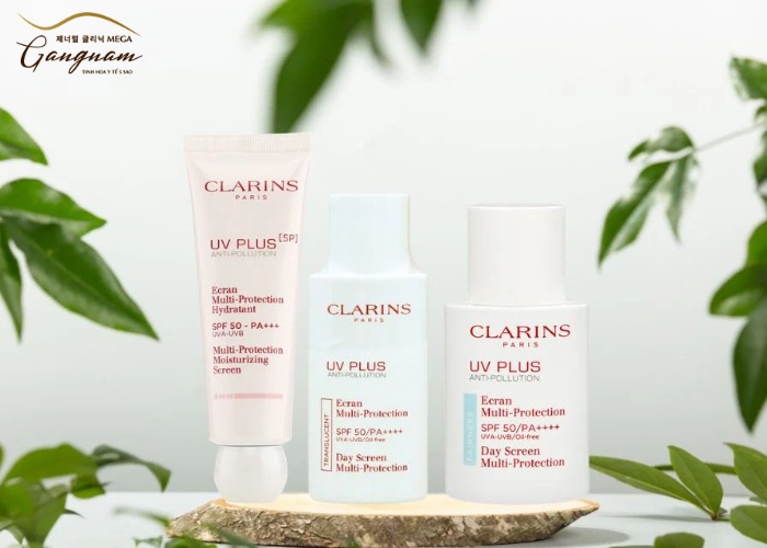 Về công dụng của kem chống nắng Clarins