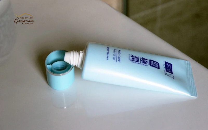 Gel chống nắng Hada Labo UV Creamy Gel có mức giá phải chăng và khả năng bảo vệ da ấn tượng