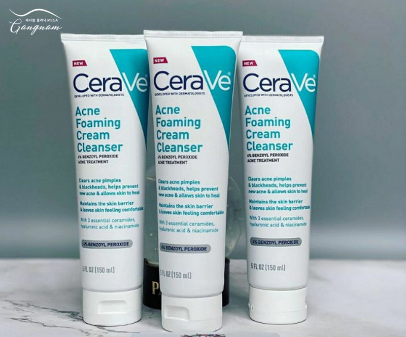 Acne Foaming Cream Cleanser loại bỏ vi khuẩn và bụi bẩn trên da 