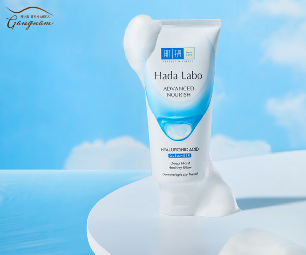 Hada Labo Advanced Nourish Hyaluron Cleanser