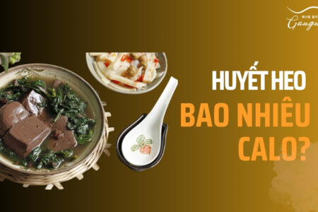 Hàm lượng calo trong huyết heo (tiết luộc) khá thấp chỉ 44kcal/100g