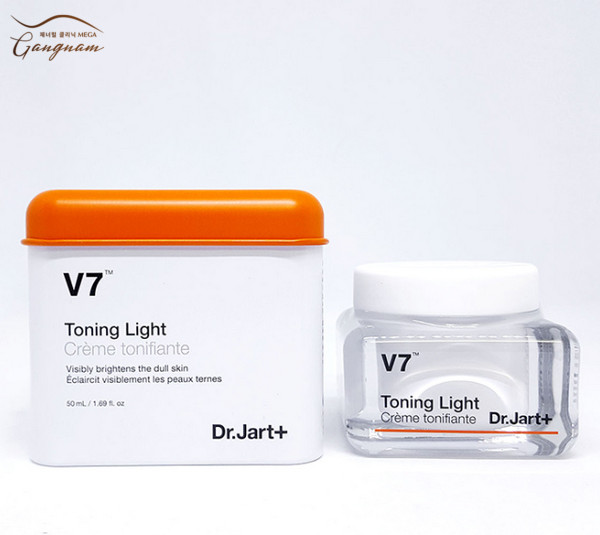 Kem dưỡng trắng da của V7 Toning Light  