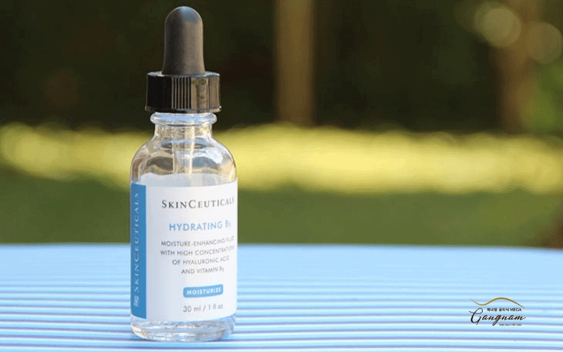 Serum Skinceuticals thể hiện tác dụng của B5 với da mặt ở cấp độ cao nhất và được đánh giá rất tốt