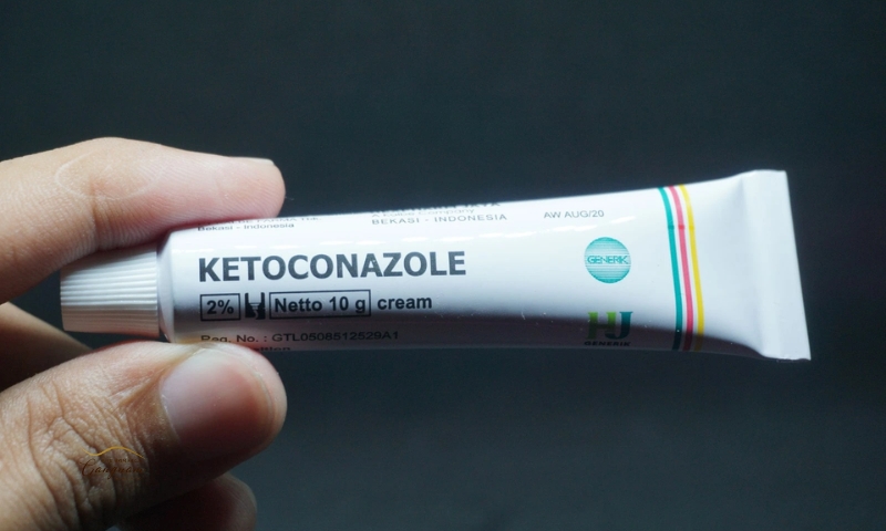 Ketoconazole có thể được chỉ định để bôi ngoài da khi có biểu hiện viêm da cơ địa, viêm da tiếp xúc nặng