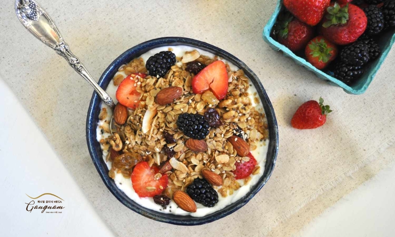 Ăn granola giúp cải thiện đường huyết, chức năng tiêu hóa, no lâu và có lợi cho làn da