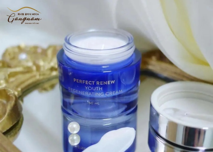 Kem trị lão hóa mắt Laneige Perfect Renew Youth Regenerating