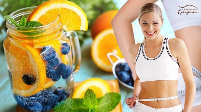 Giảm cân là lợi ích hàng đầu mà nhiều chị em tìm kiếm nước detox 