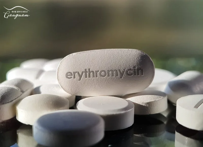 Erythromycin có tác dụng tiêu diệt vi khuẩn P.acnes gây mụn