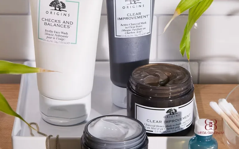 Origins Clear Improvement Active Charcoal Mask giảm dầu, thu nhỏ lỗ chân lông, kiểm soát mụn hiệu quả