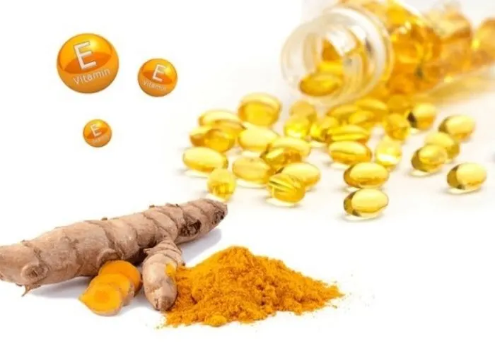 Mặt nạ dưỡng da từ vitamin E với tinh bột nghệ