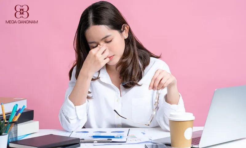 Stress áp lực lên làn da vô hình chung khiến da tổn thương