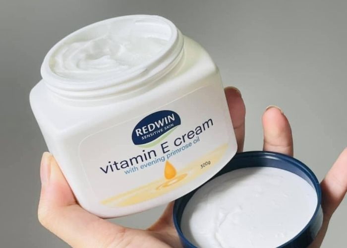 Kem dưỡng da mềm mịn Redwin Vitamin E cream của Úc